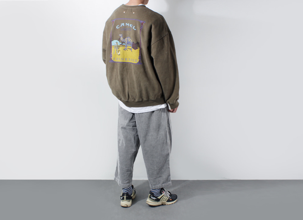기모 그래픽 나염 맨투맨 티셔츠 루즈핏 따뜻한 도톰한  스트릿 캐쥬얼 겨울 캐주얼 